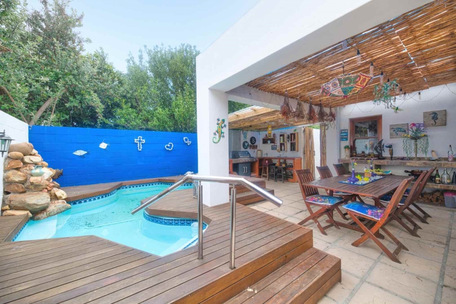 5 Bedroom Property for Sale in Fisherhaven Western Cape